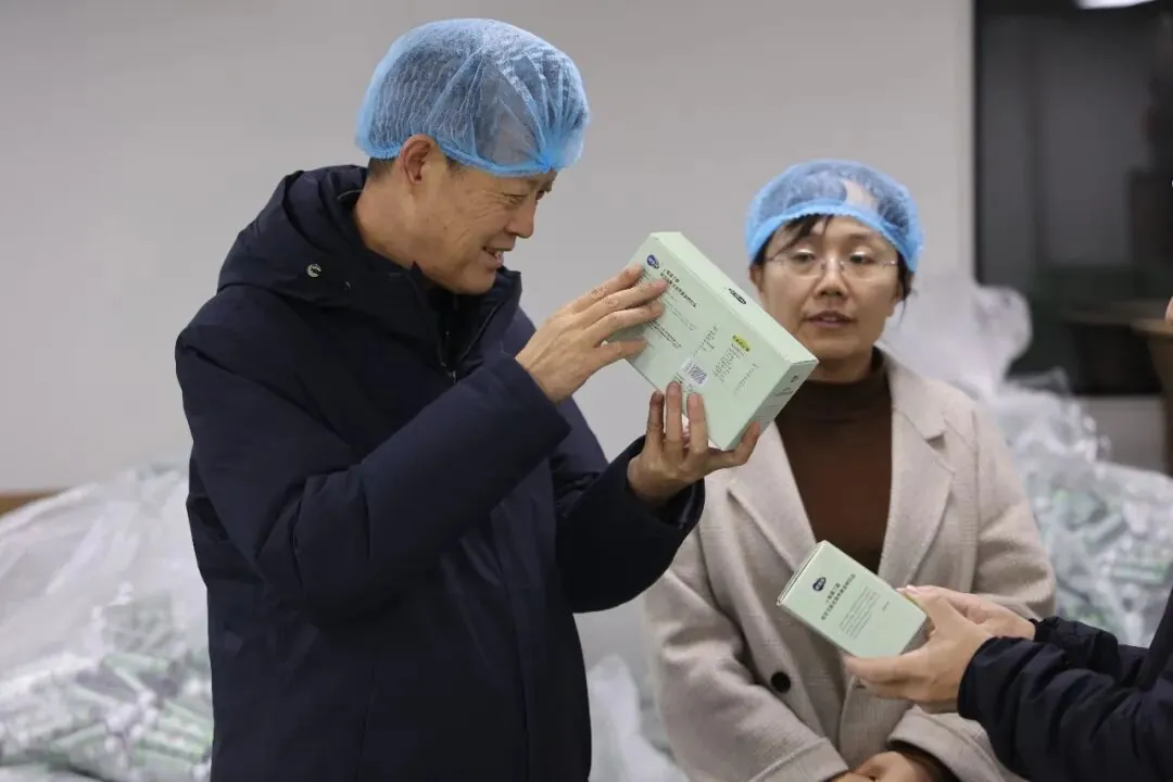 东营市商务局、东营市电子商务发展促进中心田国庆一行莅临山东中昌元集团调研指导跨境贸易工作 - 现场照片5