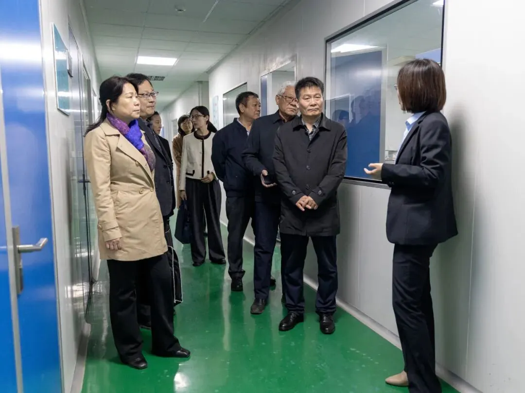 省卫生健康委莅临山东中昌元集团参观调研 - 现场照片2